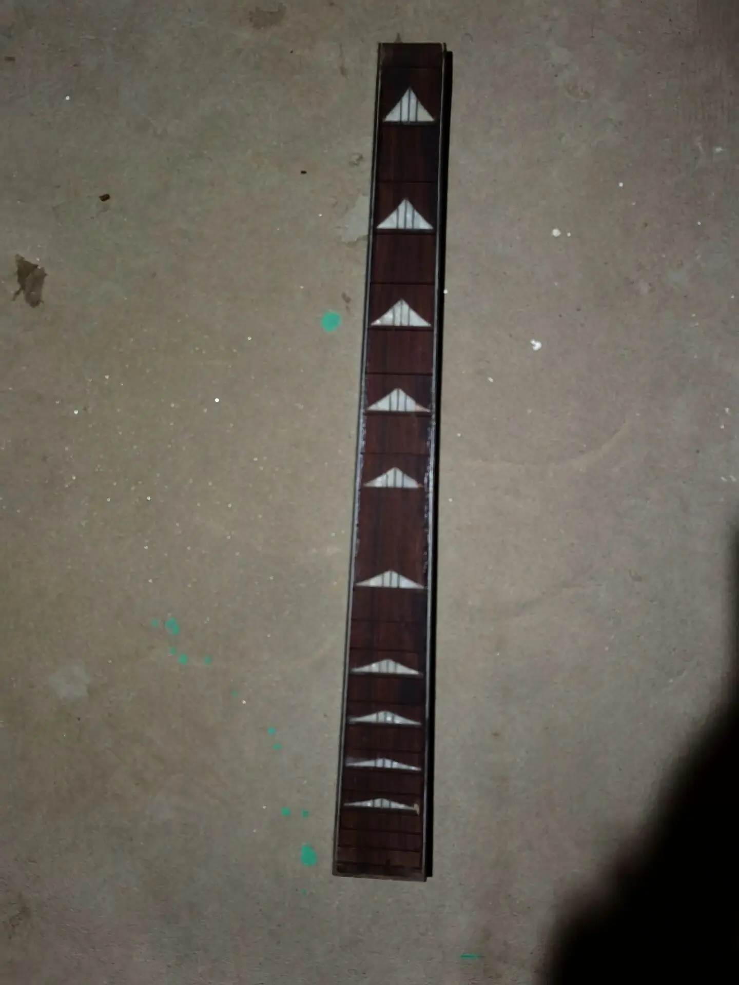 

Аксессуары для гитары, 1 шт. x 25,5 дюйма, гриф электрогитары, электрическая гитара, роза, искусственная древесина 00-014 #, инкрустация