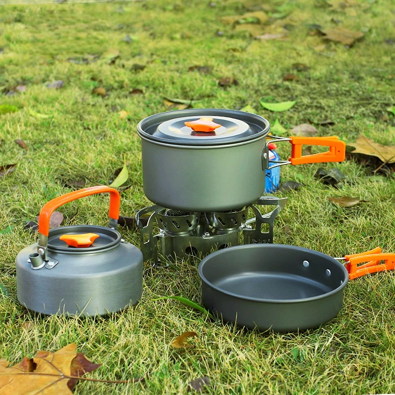 

2-3 Person Picnic Pot Set Outdoor Camping Portable Aluminum Alloy Tableware Teapot Kettle Pot Frying Pan Picnic Cookware