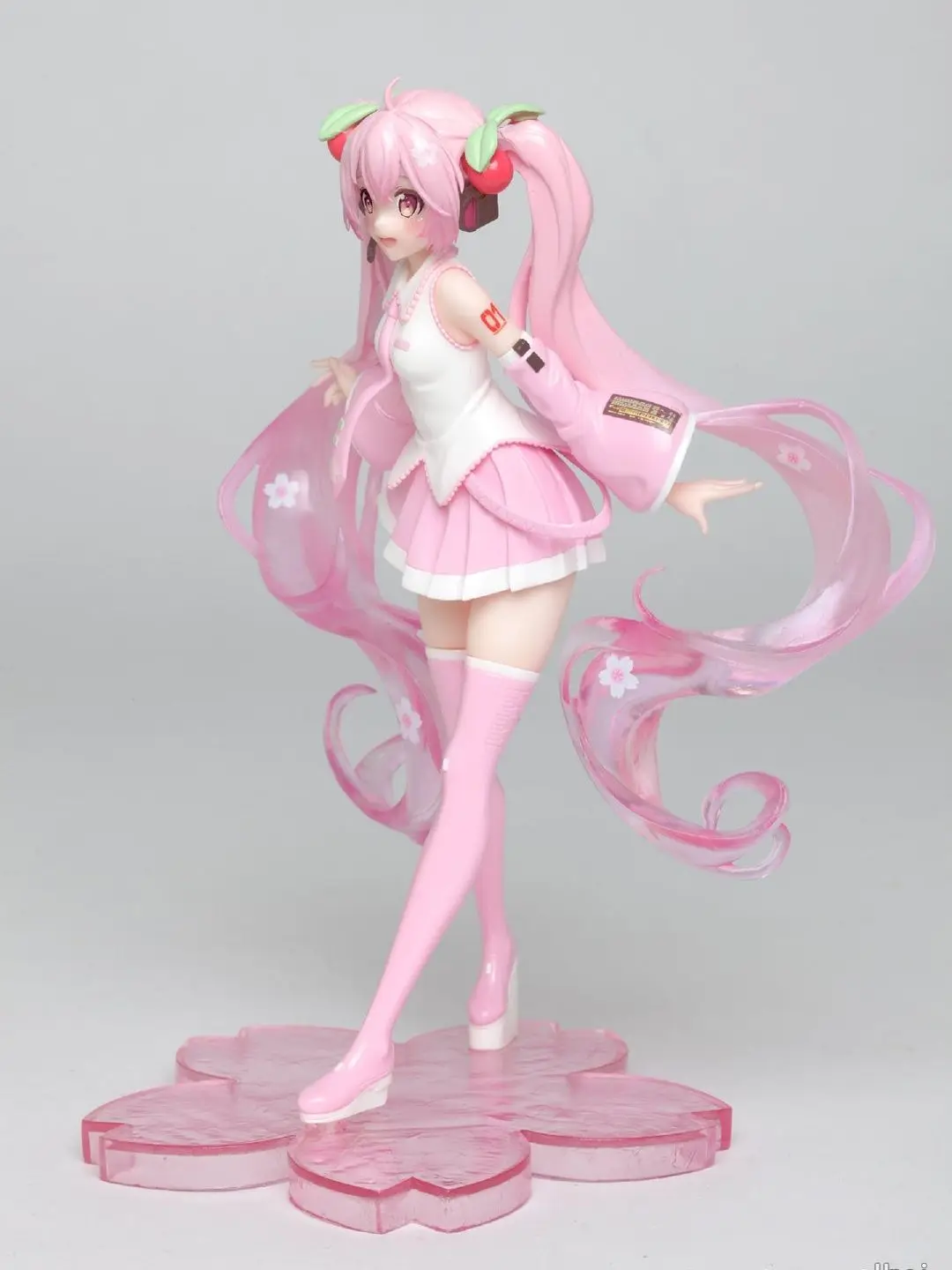 Фигурка японского одиночного конского хвоста Реалистичная певица вишня Сакура