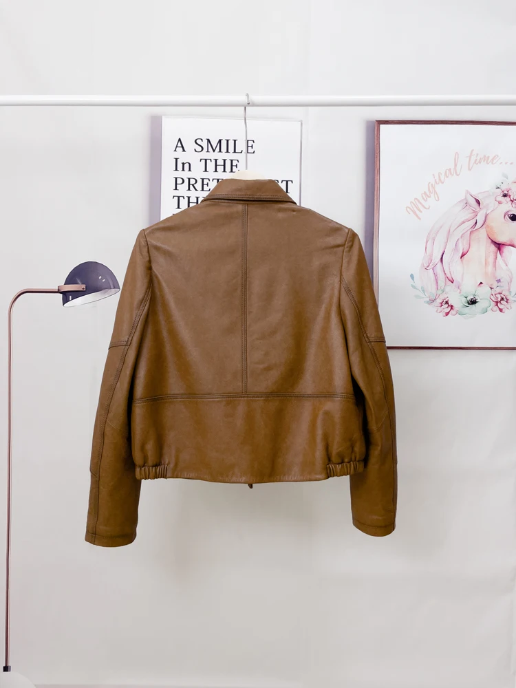 Рисунок 3 - Женская короткая куртка из натуральной овечьей кожи