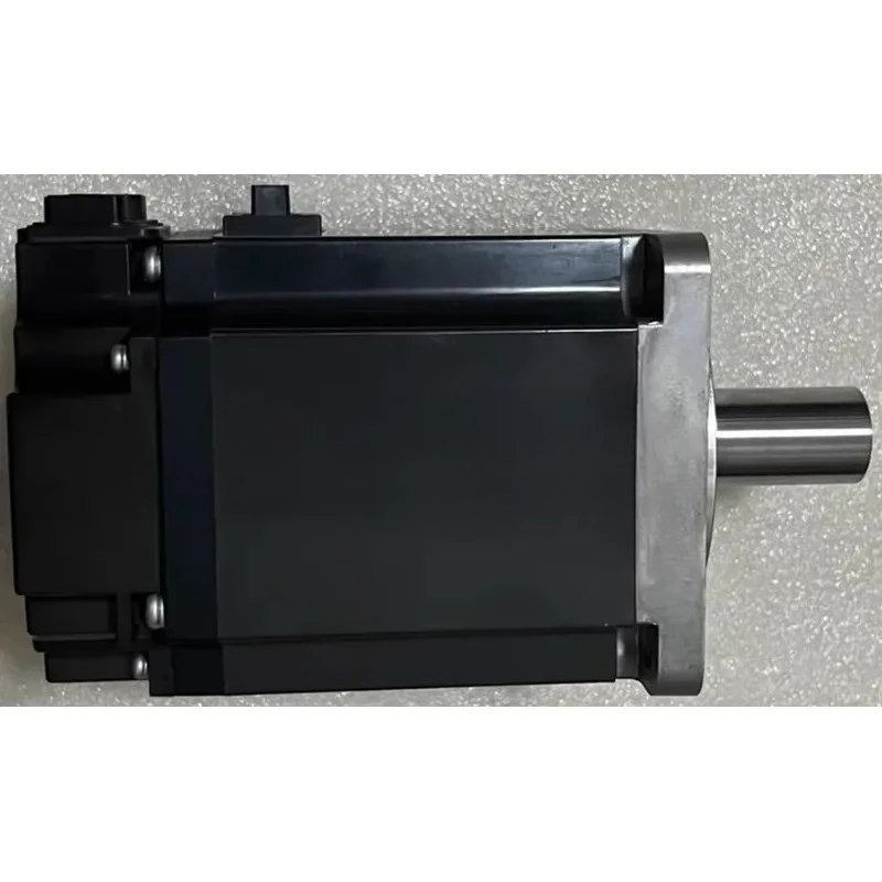 Фото Сервомотор переменного тока HF-KE73KW1-S100, новый, HF KE73KW1 S100, быстрая доставка №3