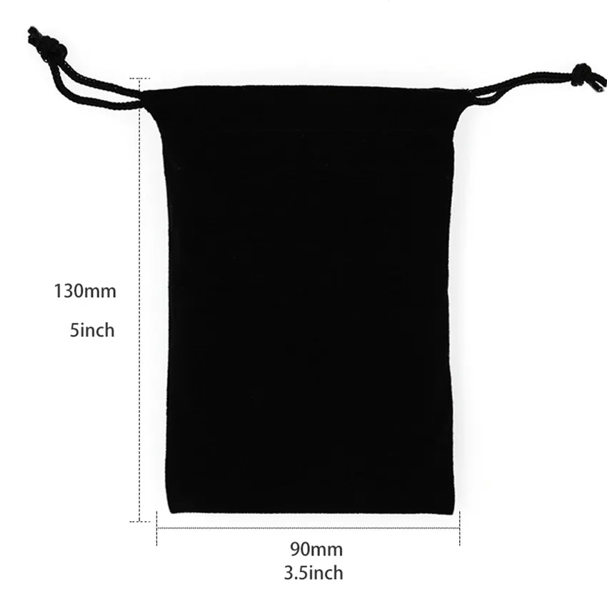 

Черный бархатный мешок для украшений