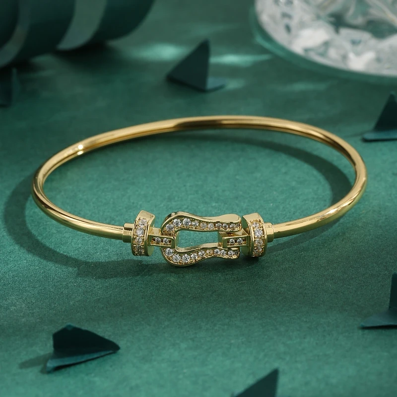 Высококачественный цирконий медь позолоченная пряжка в форме подковы