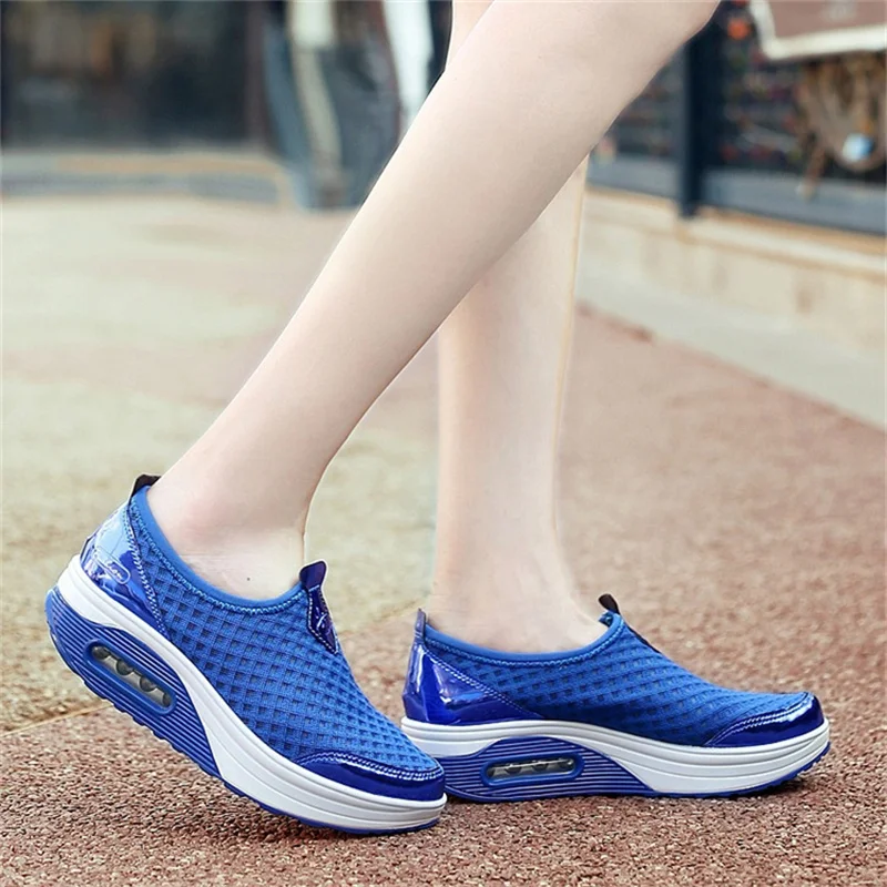 2023 New Summer Korean Air Cushion Mesh Comfortable Women Shoes Breathable  Sports Walking Sneakers Casual Flat Ladies Shoes