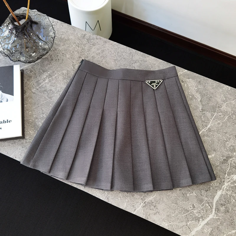 

New Golf Autumn Skirt Triangle Jk Pleated Skirt High Waist Slimming College Style High-end Skirt A- Line Skirt PRA