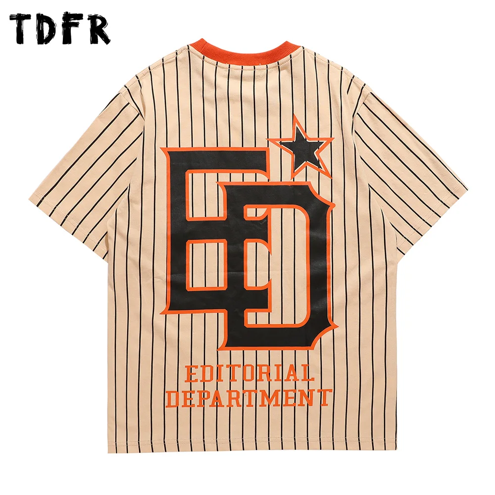 

Футболка мужская с вертикальными полосками, повседневная бейсбольная Свободная рубашка с коротким рукавом и круглым вырезом, с принтом сза...