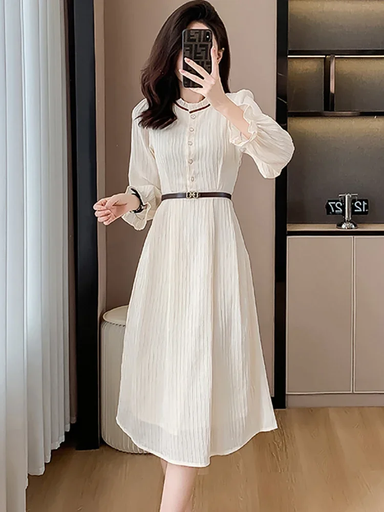 2024 белое платье миди с длинными рукавами и рюшами на воротнике женское