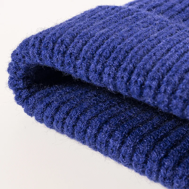 Зимние трикотажные облегающие шапки с манжетами для девочек и студентов осенняя