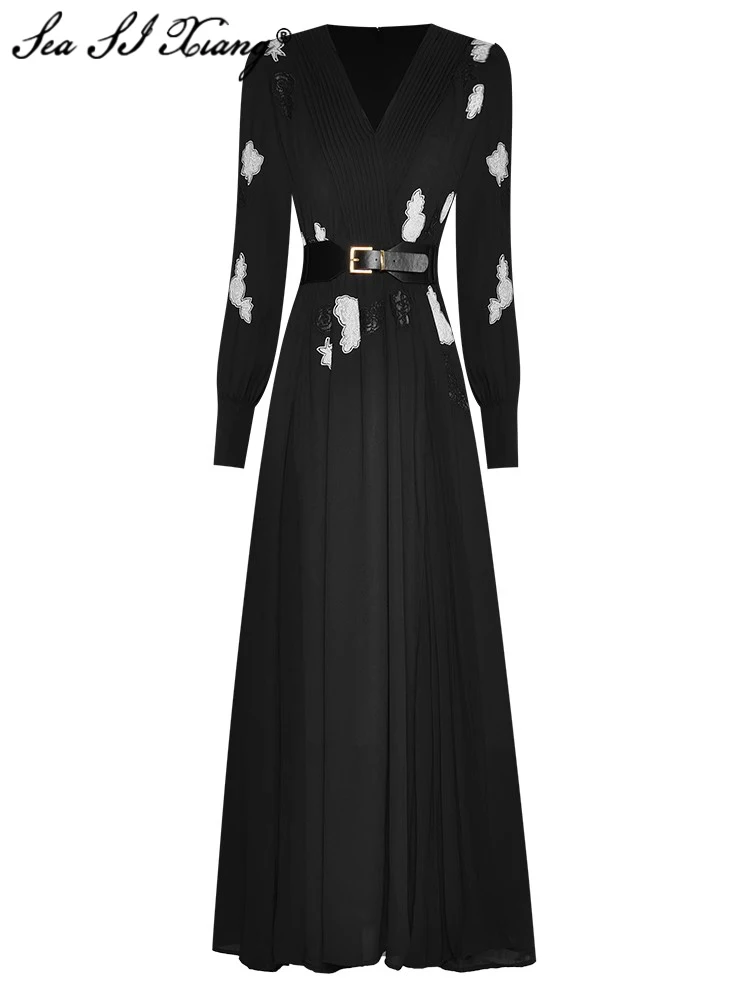 

Женское платье с вышивкой на поясе, с V-образным вырезом