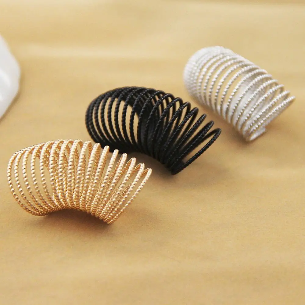 

Women Men Valentine's Day Gift Finger Buckle Korean Style Finger Ring Women Jewelry Accessories Threaded Spring Ring