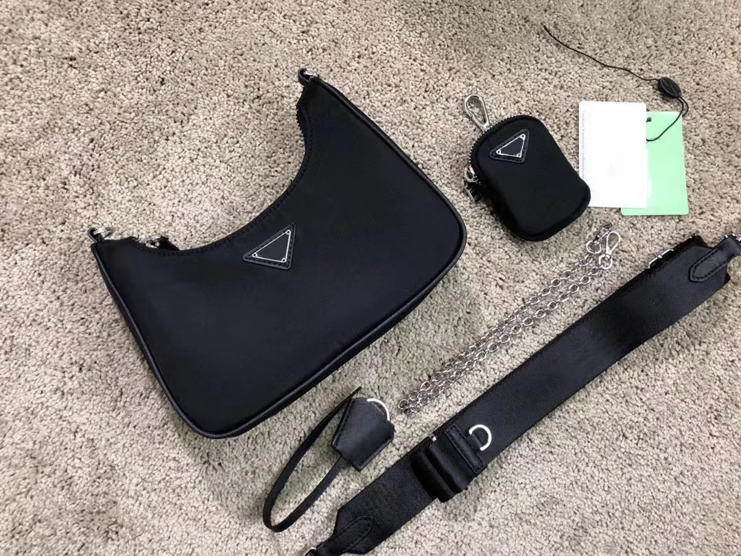 

The correct version of Hobo bag nylon three piece set with box chain, three in one underarm bag, one shoulder crossbody bag