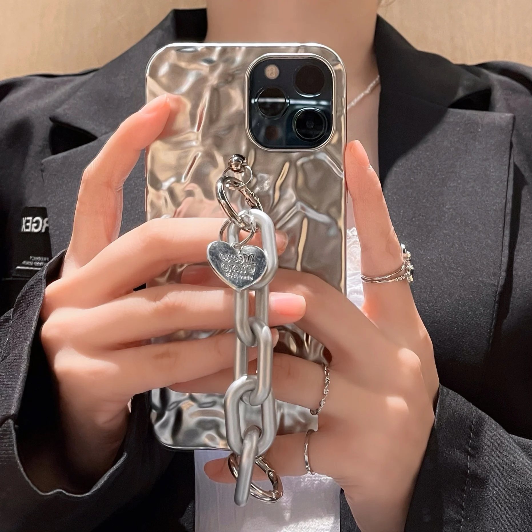 

Luxury 3D Folded Silver Tinfoil Bracelet Phone Chain Case For iPhone 13 11 12 Pro Max X XR XS Max 7 8 Plus SE 2020 Soft Cover
