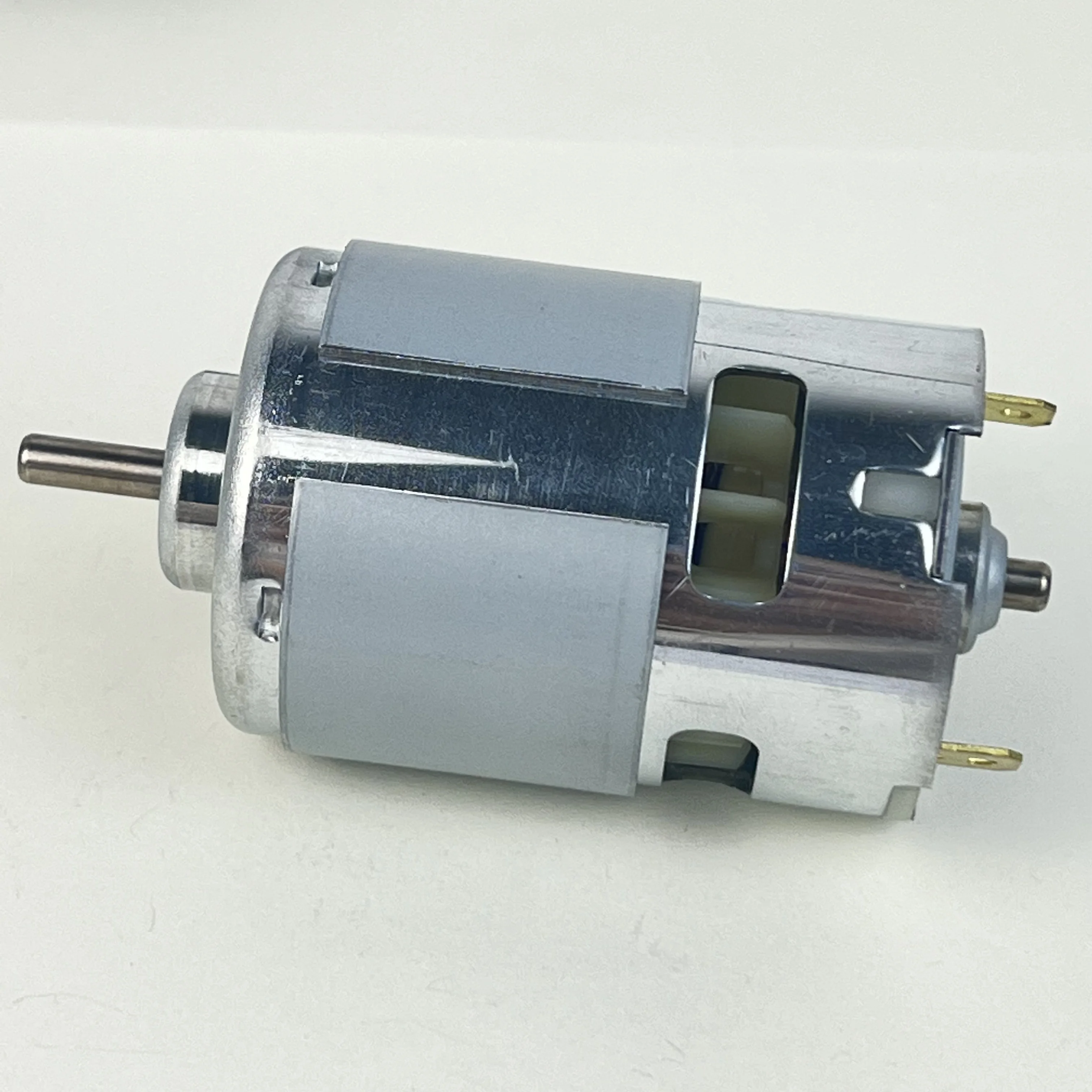 

Двигатель постоянного тока RS-887 48 мм