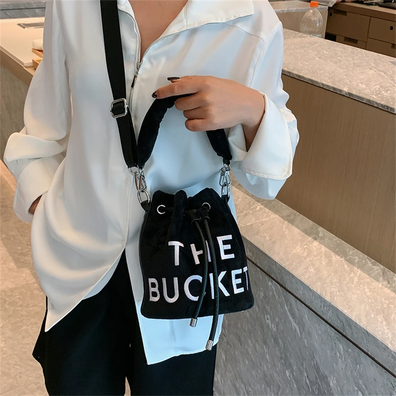 Trendy Brand Designer VELOUR Bucket Shoulder Crossbody Bags Women Handbags and Purse 2023 New Lady's Messenger Bags High Quality