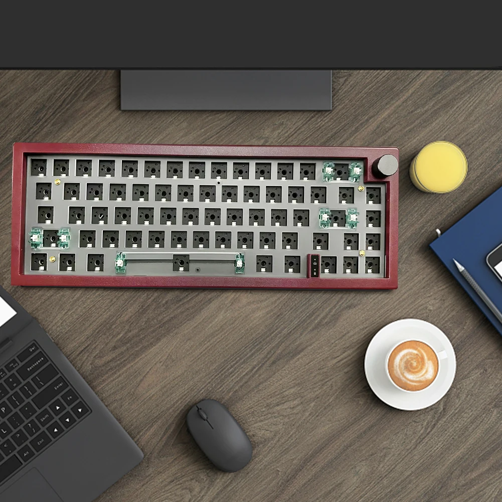 

GMK67 Mechanical Keyboard Lightweight RGB Backlit Structure Keyboard Durable Reduce Fatigue Convenient Use Computer Accessories