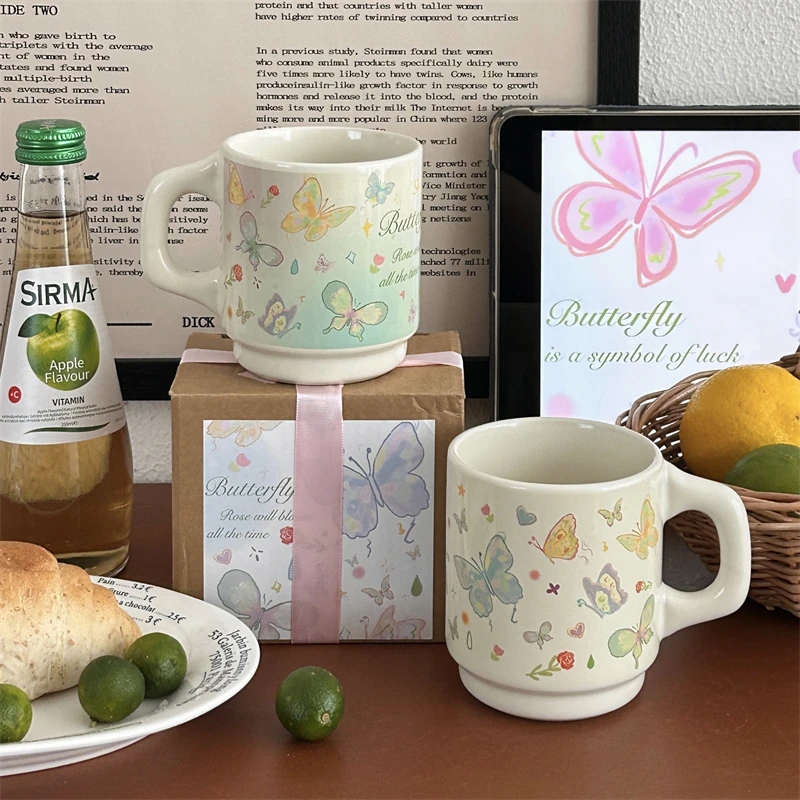 Керамическая кружка с рисунком бабочки