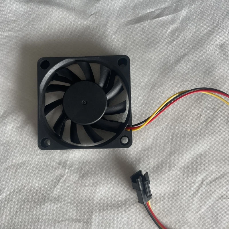 Вентилятор 6 см