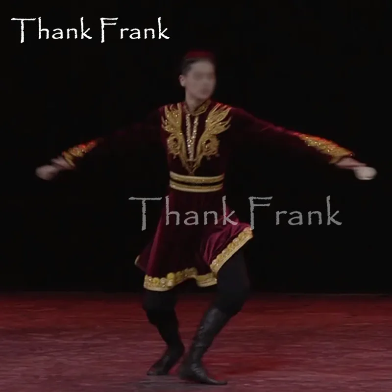 Балетный костюм для мальчиков мужской бархатный с длинным рукавом золотой