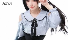 Милая крутая блузка с открытыми плечами и пышными рукавами кукольный воротник