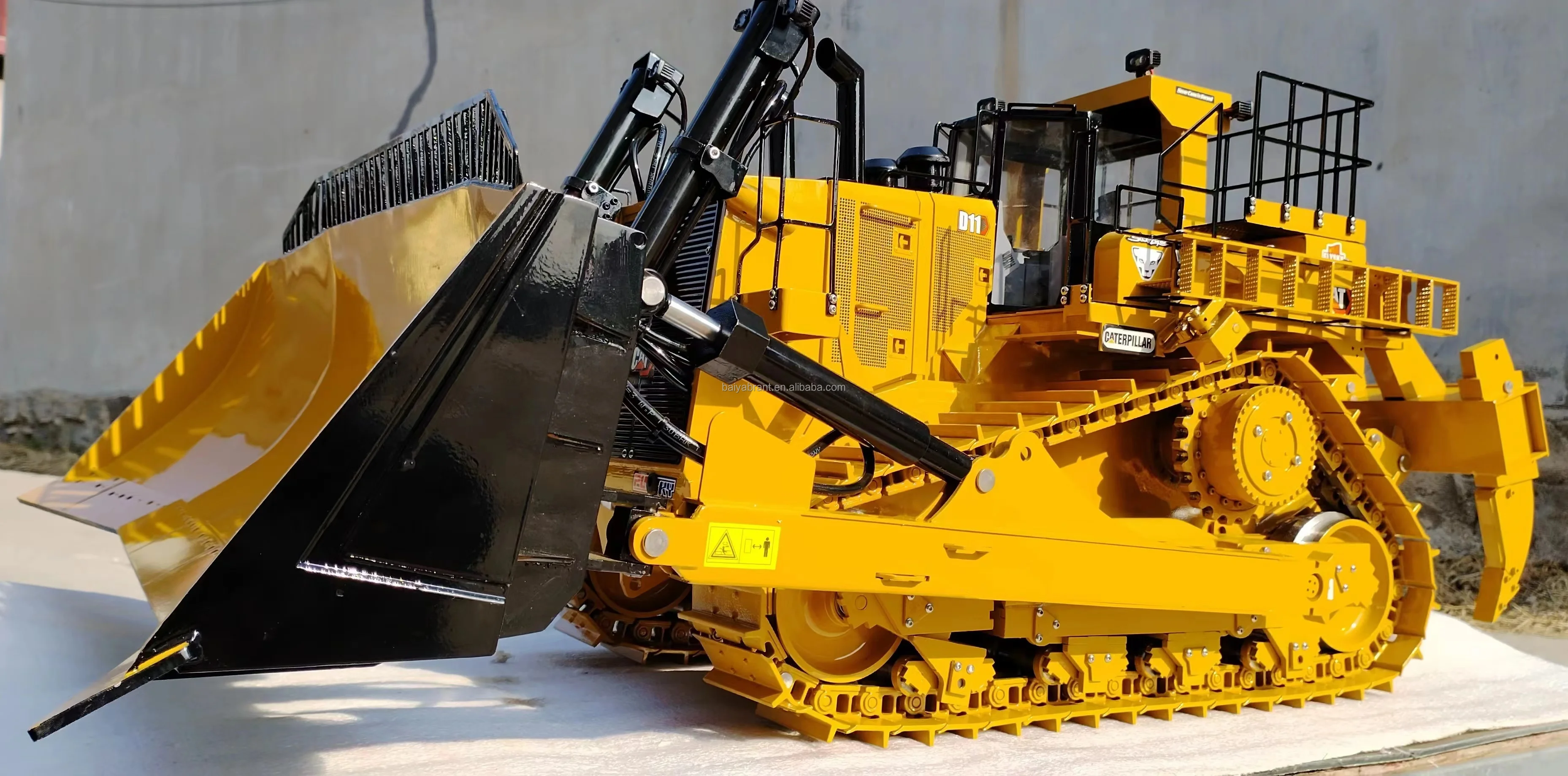 Игрушечный гидравлический бульдозер для сварки всех металлов масштаб 1/10