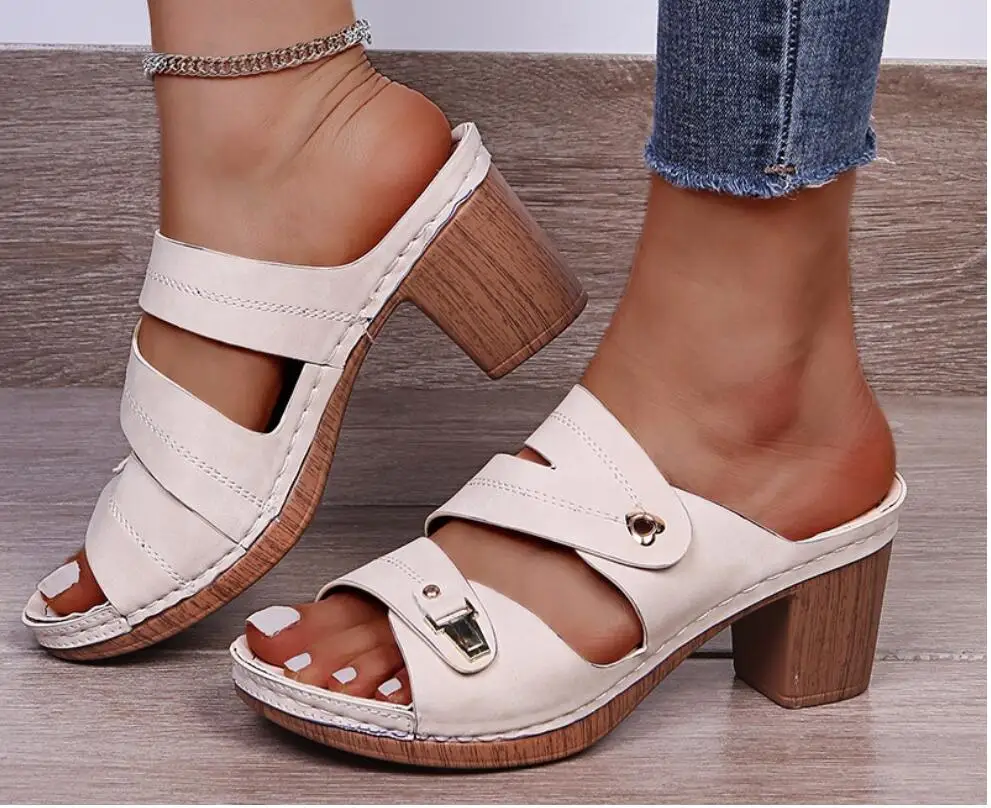Women's fashion new sandals open toe high-heeled shoes platform anti-heart simple full match leisure summer metal deduction thic