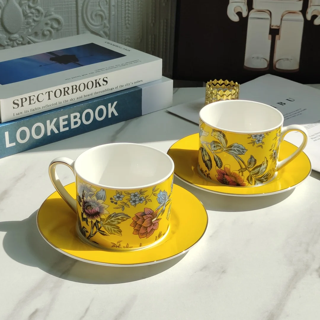 

Cup And Saucer Bone China Cup And Saucer European Small Luxury Coffee Cup And Saucer High Appearance Level Christmas Couple Cup