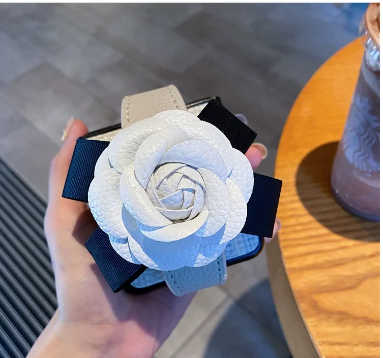 Симпатичный кожаный чехол с плюшевым ремешком на запястье для Samsung Galaxy Z Flip5 Flip4 Flip3