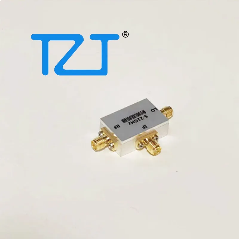 Вертикальный и понижающий преобразователь частоты TZT 5-21 ГГц с диапазоном C/X/KU