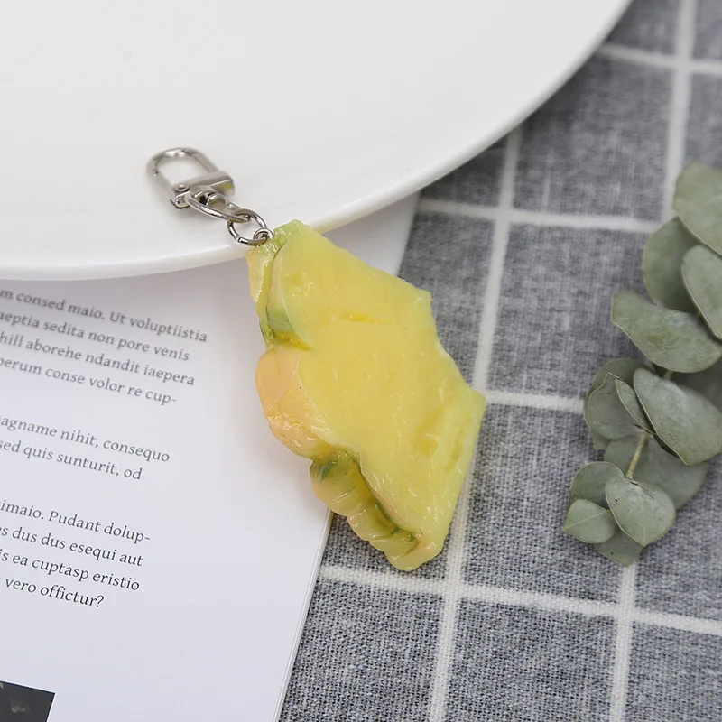 

New Small Fresh Fruit Pineapple Key Chain Gift Simulation PVC Pineapple Photography Ornaments Cute Bag Pendant Buckle Wholesale