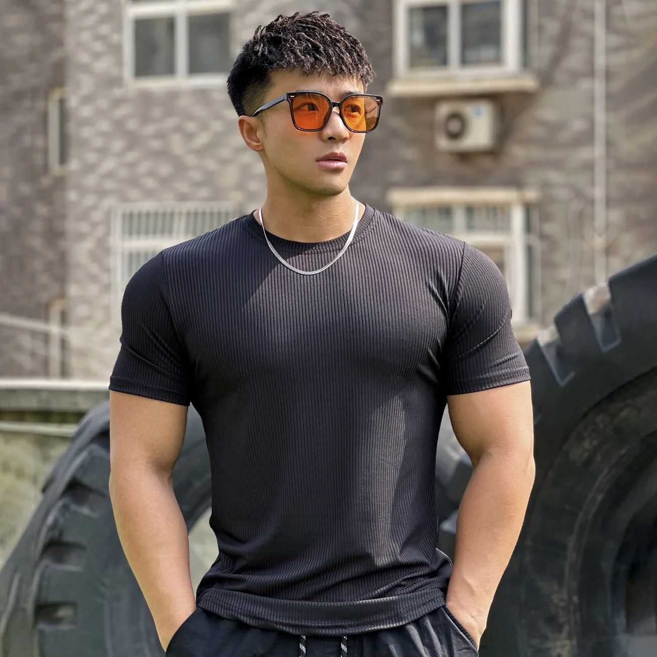 

Men's Fitness Training Running Sports Leisure Vertical Stripes Quick-drying Short-sleeved T-shirt Fitness Mountaineering Suit