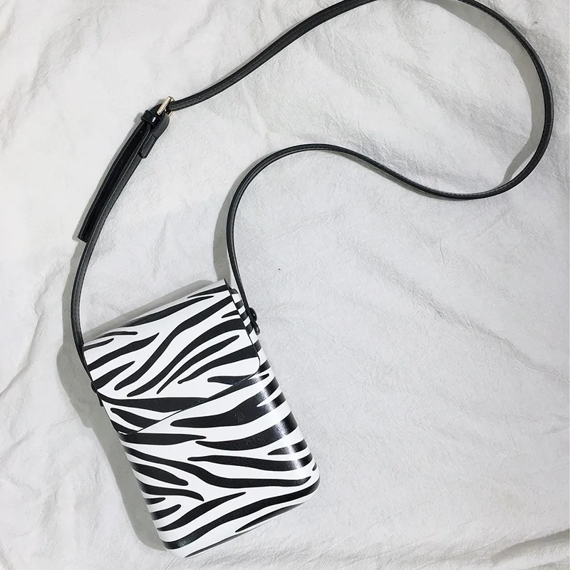 

Vertical Solid Color Pu Leather Shoulder Bag Simple Small Phone Pocket Card Holders Fashion Crossbody Bag Girls Korean Style