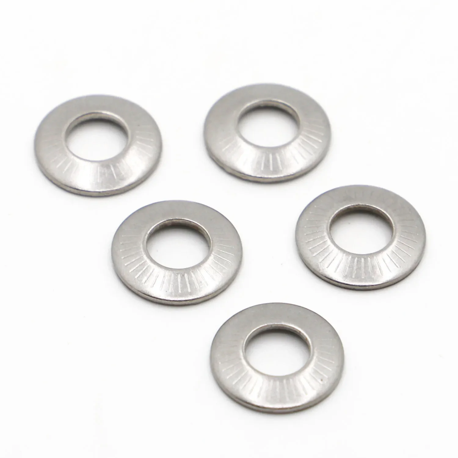 

M3 M4 M5 M6 M8 M10 M12 M16 A2 Дисковая пружина из нержавеющей стали 304, зубчатая стопорная шайба, коническая эластичная прокладка с накаткой