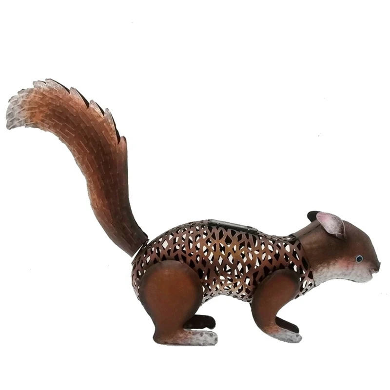 

Статуя антикварная окрашенная на солнечной батарее, металлические изделия, белка, сад, газон, двор, железное искусство, животное, моделирова...