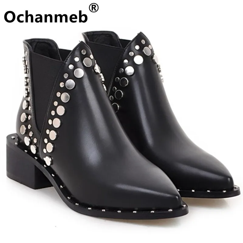 

Ochanmeb женские ботильоны в стиле панк с металлическими заклепками на блочном каблуке с острым носком Короткие Ботинки Челси черные Большие ж...