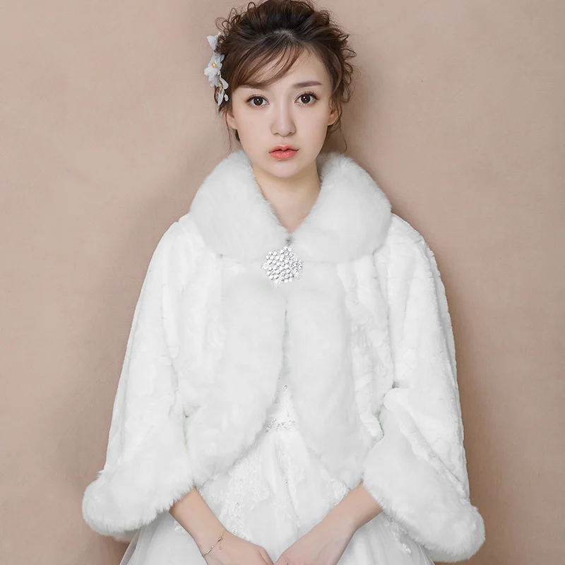 

Wedding dress shawl, noble white fox hair, bride's wedding toast dress, cloak, cloak