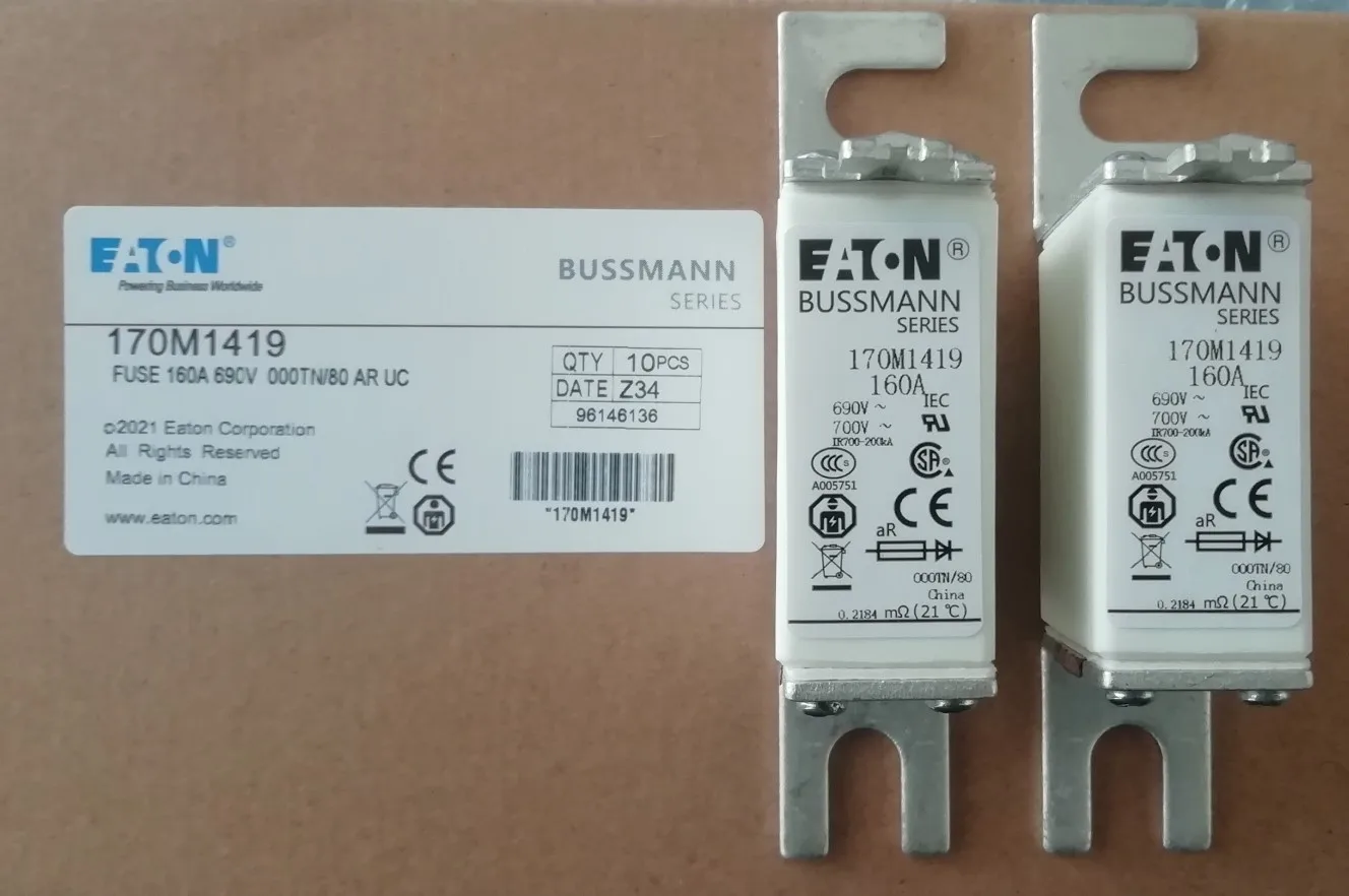 

Предохранители: 170M1419 160A 690 В/170M1420 200A / 170M1322 170M1372 315A aR