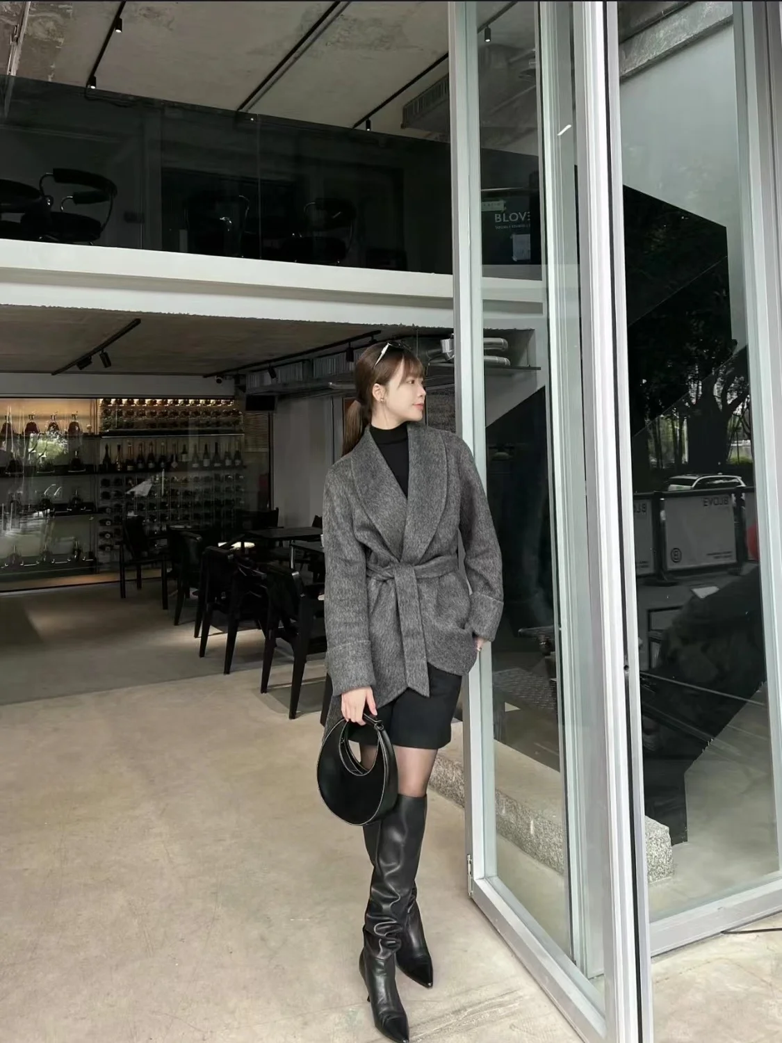 Короткое шерстяное пальто из верблюжьей шерсти для женщин 2024 свободная лацкана