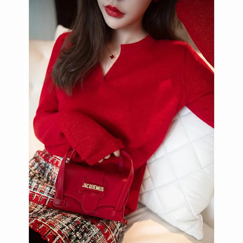 

Early Spring New Women's Red Knitted Sweater Design Loose V-Neck Retro Casual Fine Imitation Wool Sweater