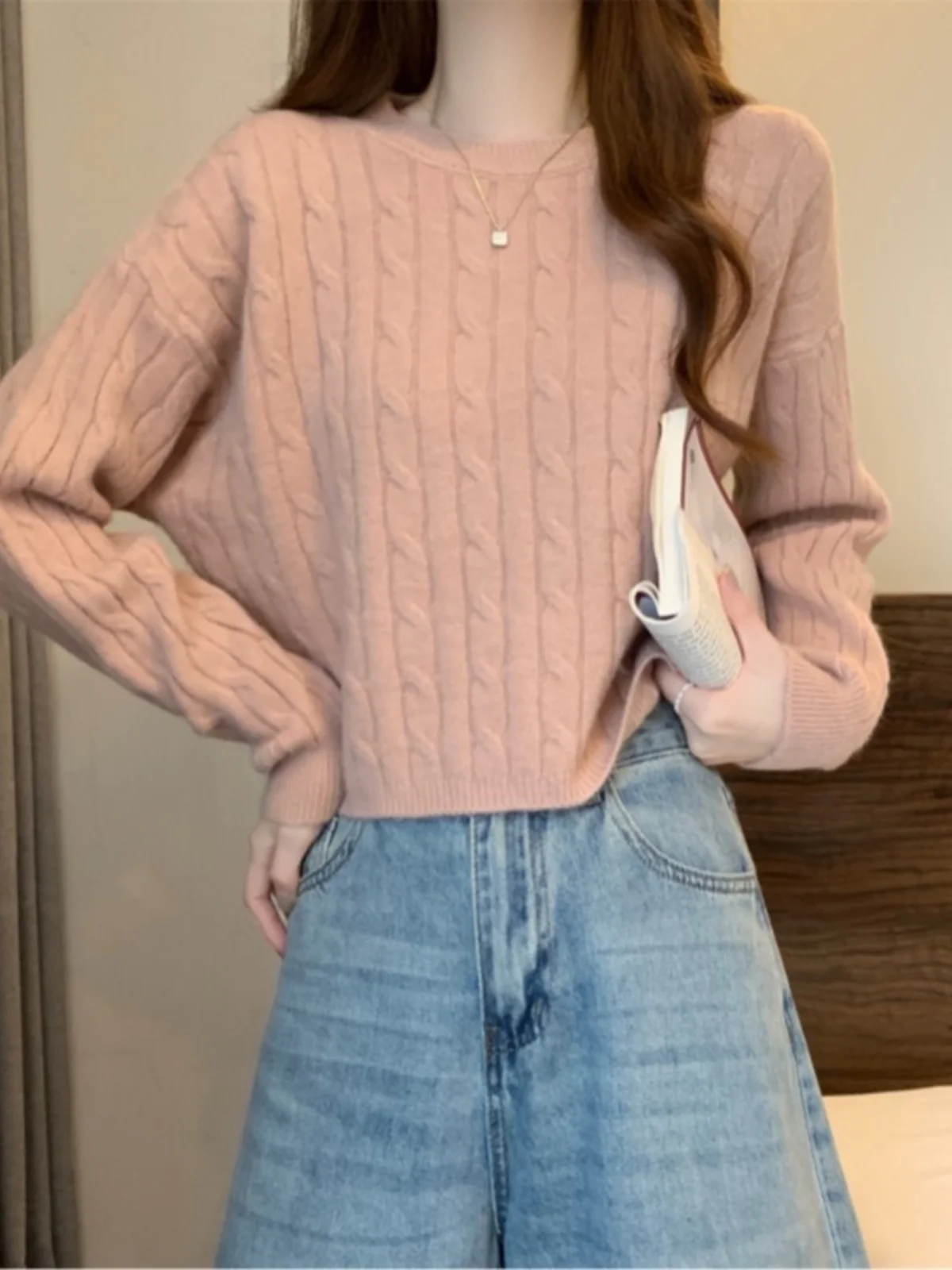 Корейский мягкий клейкий свитер нижняя рубашка женская маленькая короткая