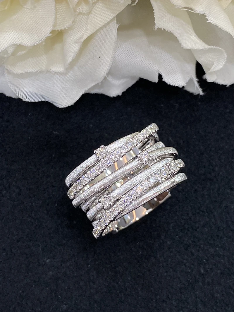 Рисунок 5 - Кольца LUOWEND из белого золота 18 карат