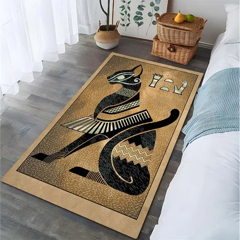 Ковер с короной