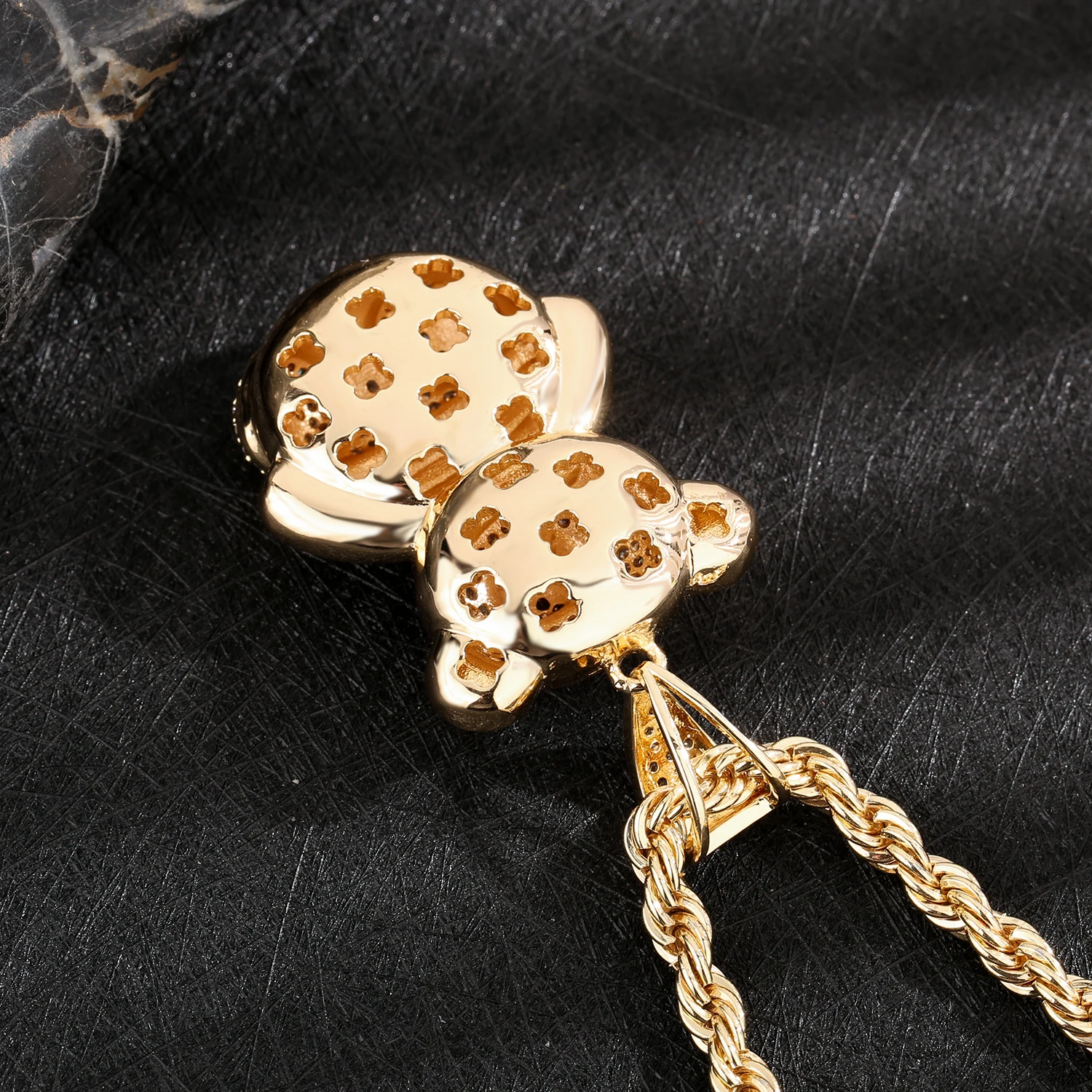 New Fashion Cute Bear Shape Colorful 14K Copper High Quality Hip Hop Zirconia Necklace Puerto Rico Pendant