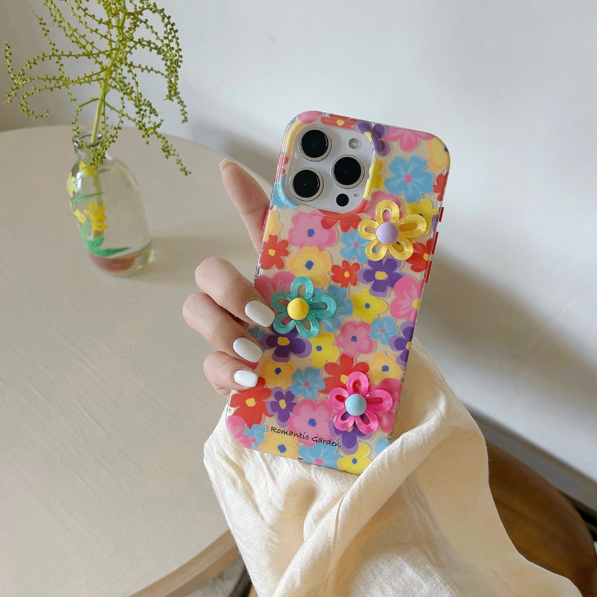 Чехол для телефона с 3D красивыми яркими маленькими цветами iphone 16 Pro Max 15 14 13