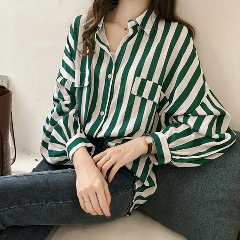 Early autumn women's new 2022 Hong Kong flavor loose large size bf striped shirt women's long-sleeved top thin coat