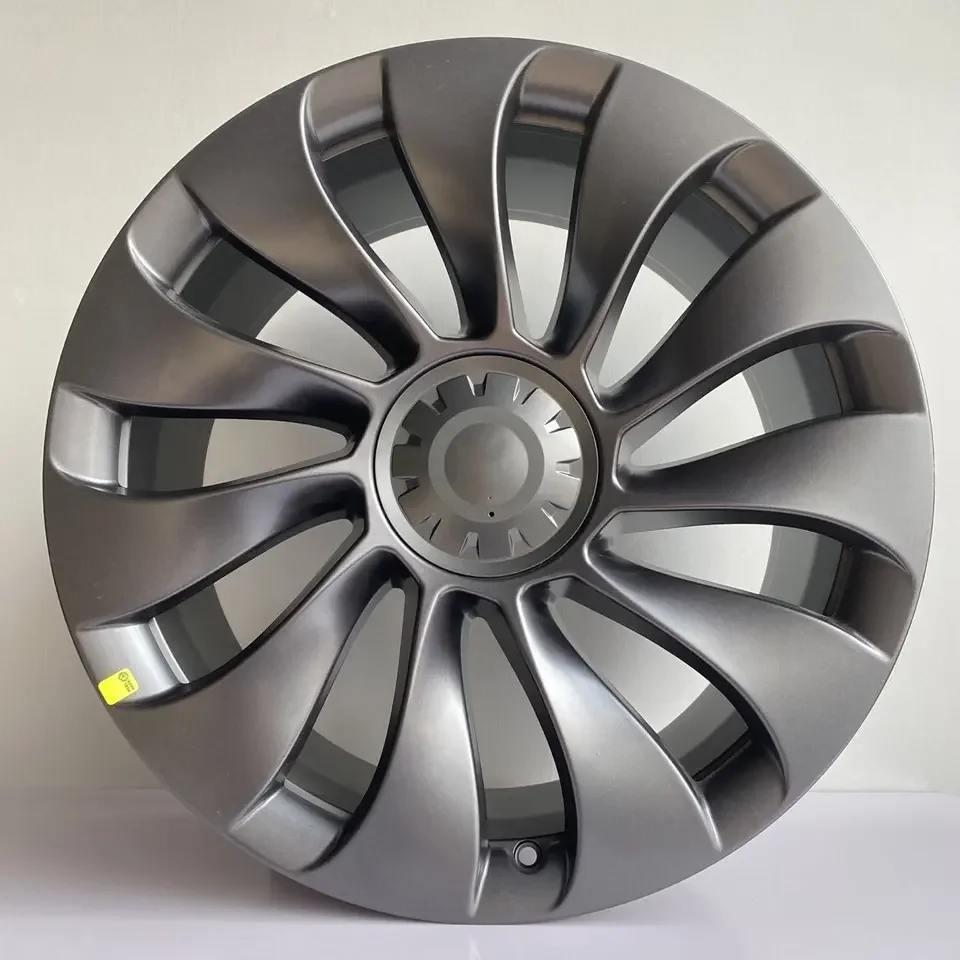 

Selling passenger car wheel rim 5 hole 21 20 inches 5 x114. 3 wheels