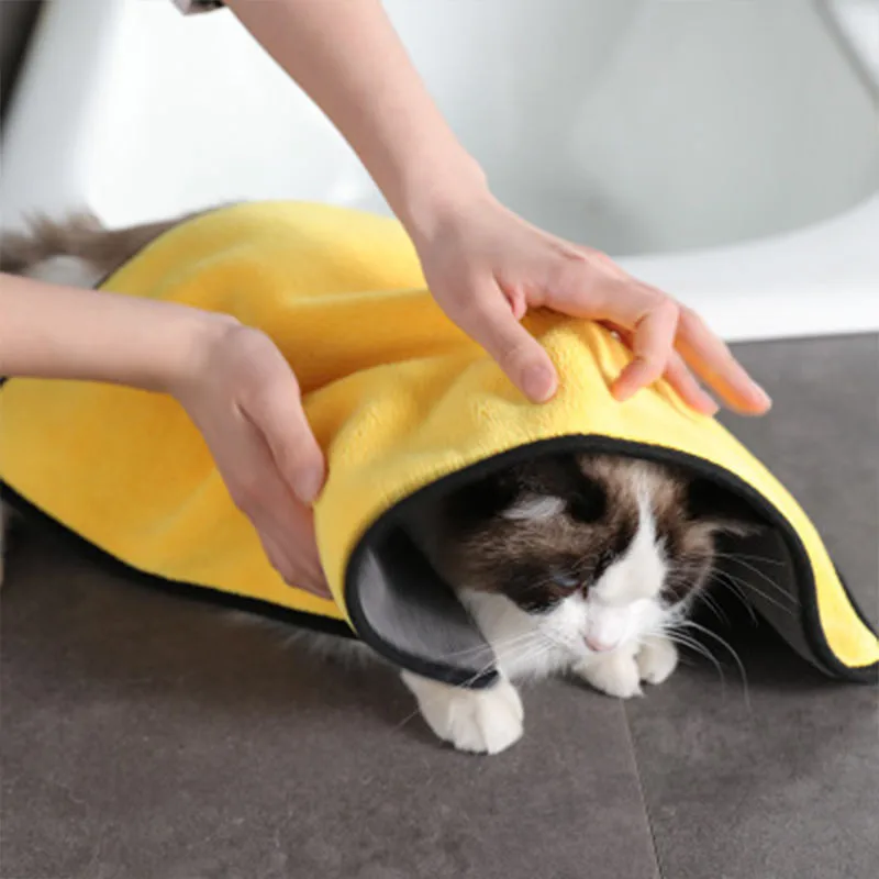 

Pet Dog Cat Bath Towel Soft Coral Fleece Absorbent Towel Quick-drying Bath Towel Convenient Cleaning Wipes Pet Supplies Dropship