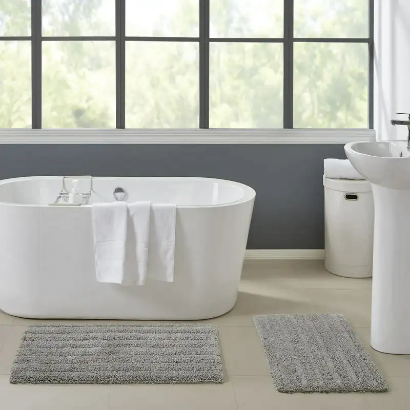

Silver Bath Rug (17"x24" & 21"x34")
