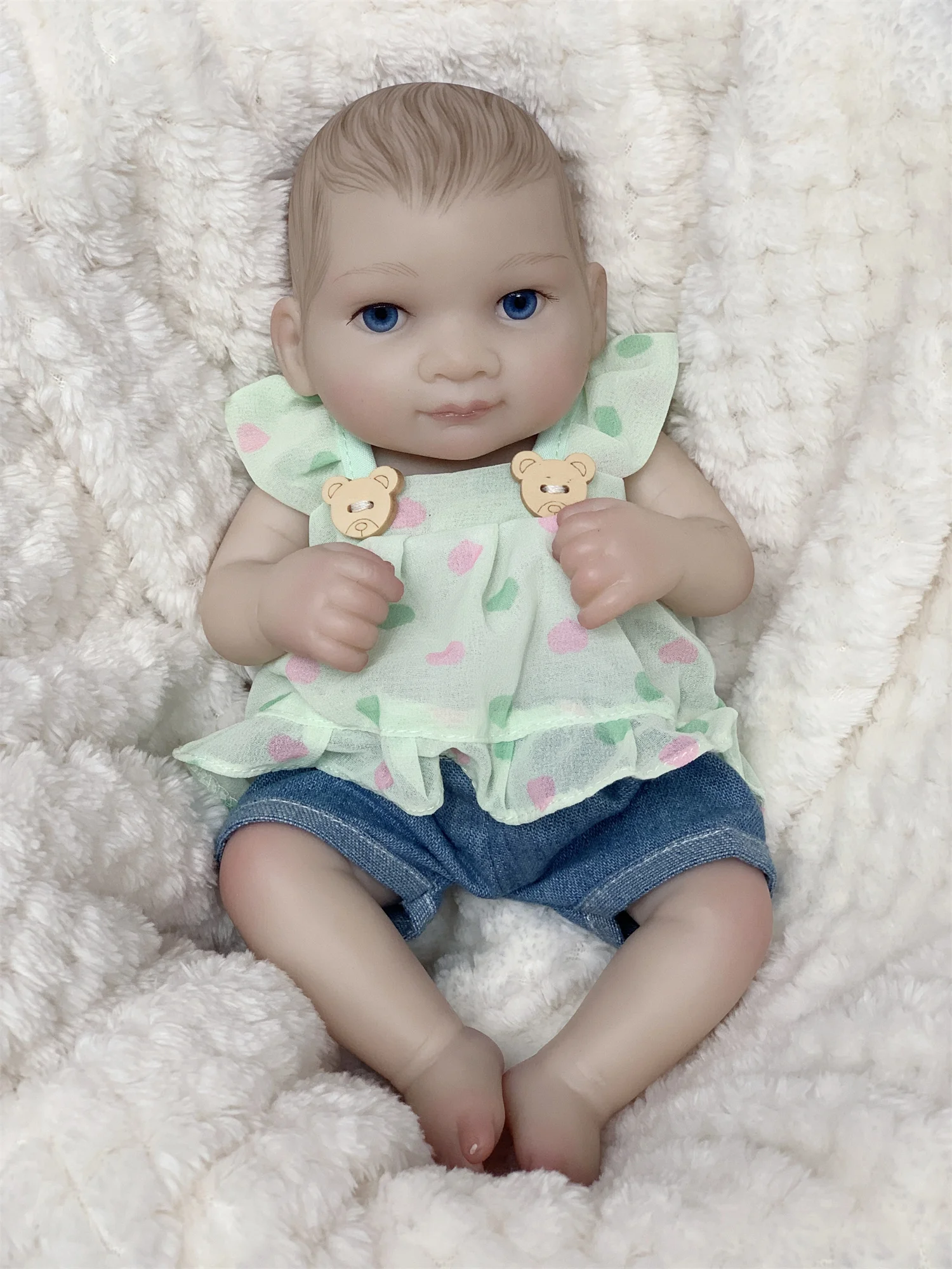 Кукла новорожденная моющаяся 25 см с окрашенными волосами