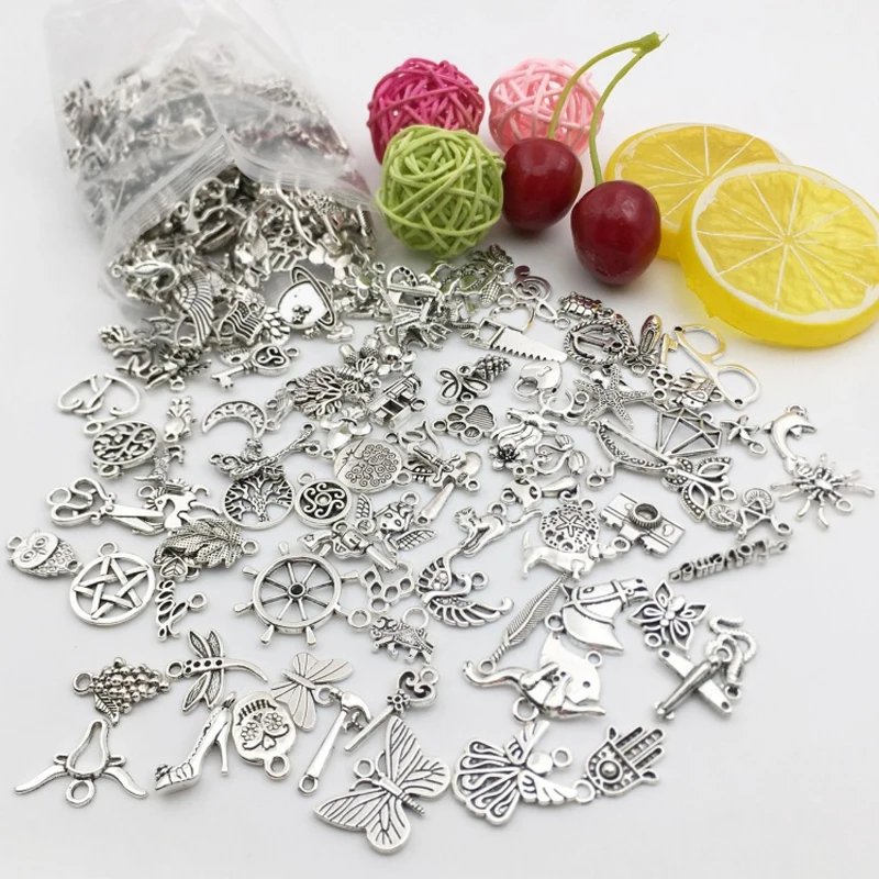 

30Pcs Tibetan Silver Mixed Pendant Vintage Animal Charms Beads Handmade DIY Bracelet Neacklace Craft Clips Drop Jewelry Gift