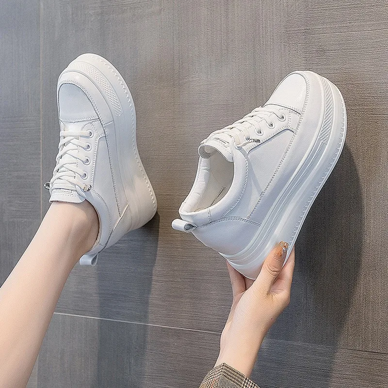 Кроссовки женские из натуральной кожи на платформе высокий каблук 8 см дышащие